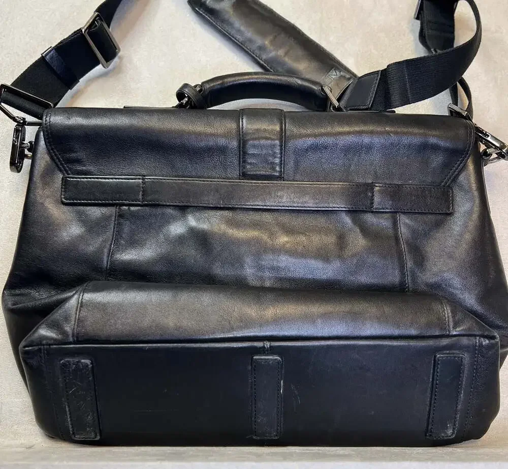 Vtg Tumi Beacon Hill Irving Slim Leather Briefcase 68541D